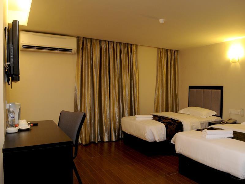 Kk Waterfront Hotel Kota Kinabalu Exteriör bild