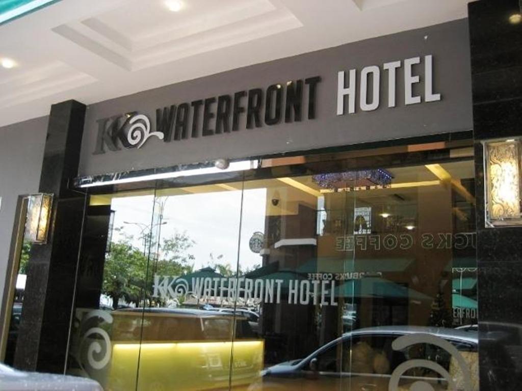 Kk Waterfront Hotel Kota Kinabalu Exteriör bild